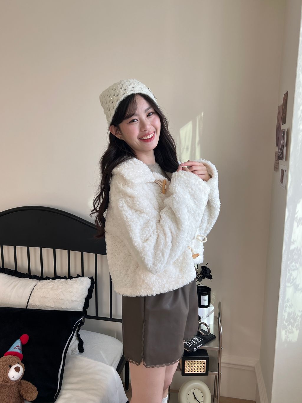 韓國羊羔毛牛角釦外套18