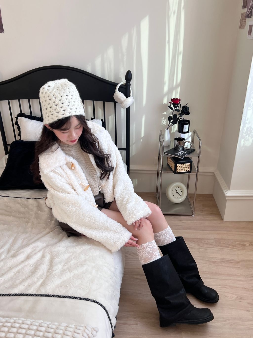 韓國羊羔毛牛角釦外套19