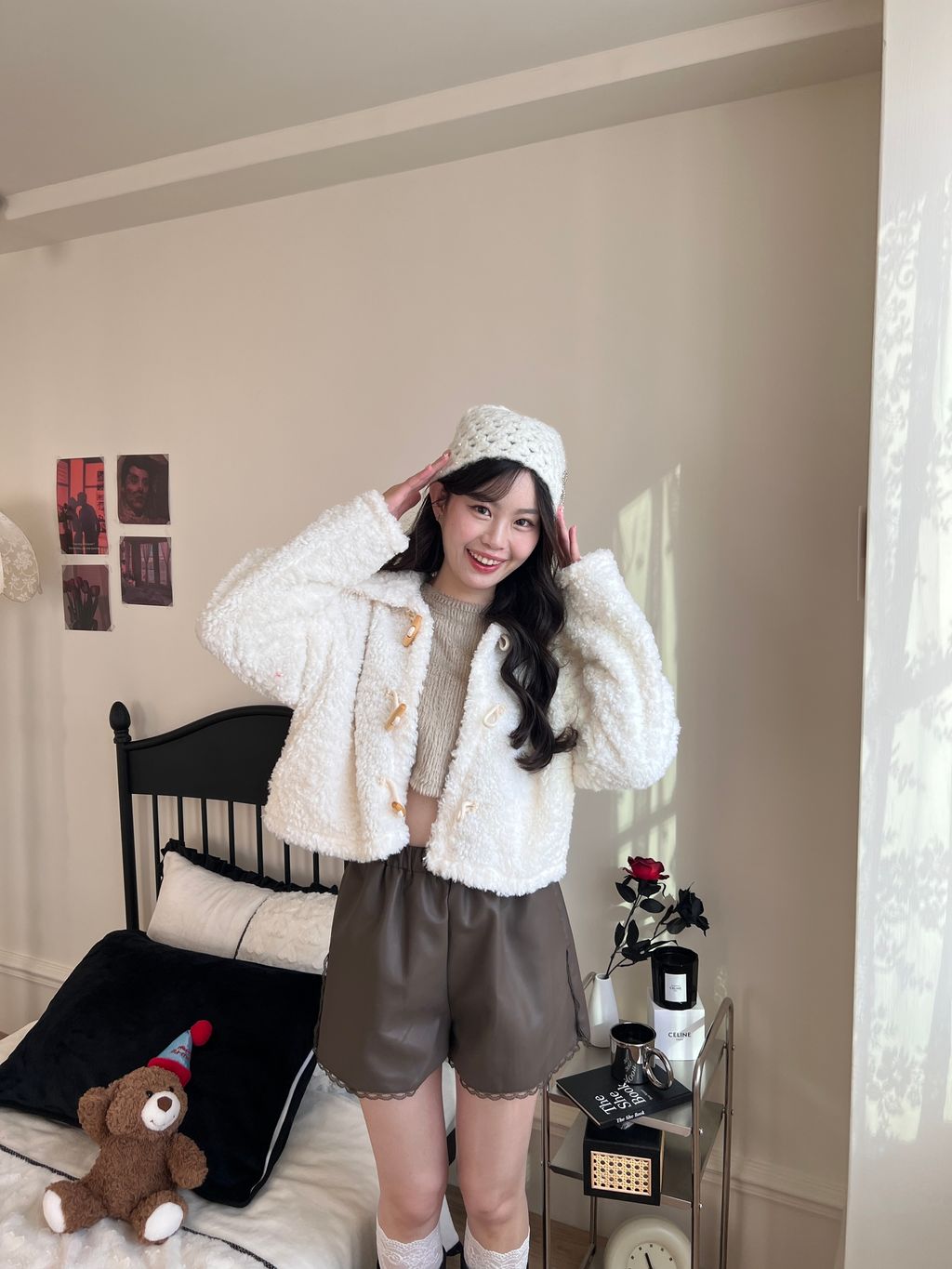 韓國羊羔毛牛角釦外套12