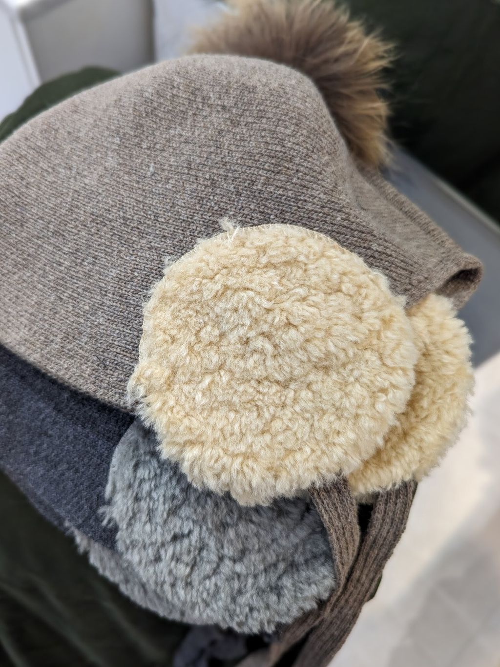 PXL_20251216_180051121~2