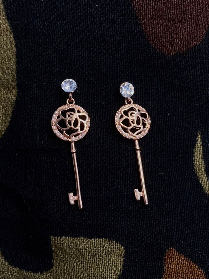earrings2b.jpg