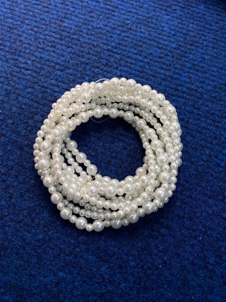 pearl bracelet 2a.jpg