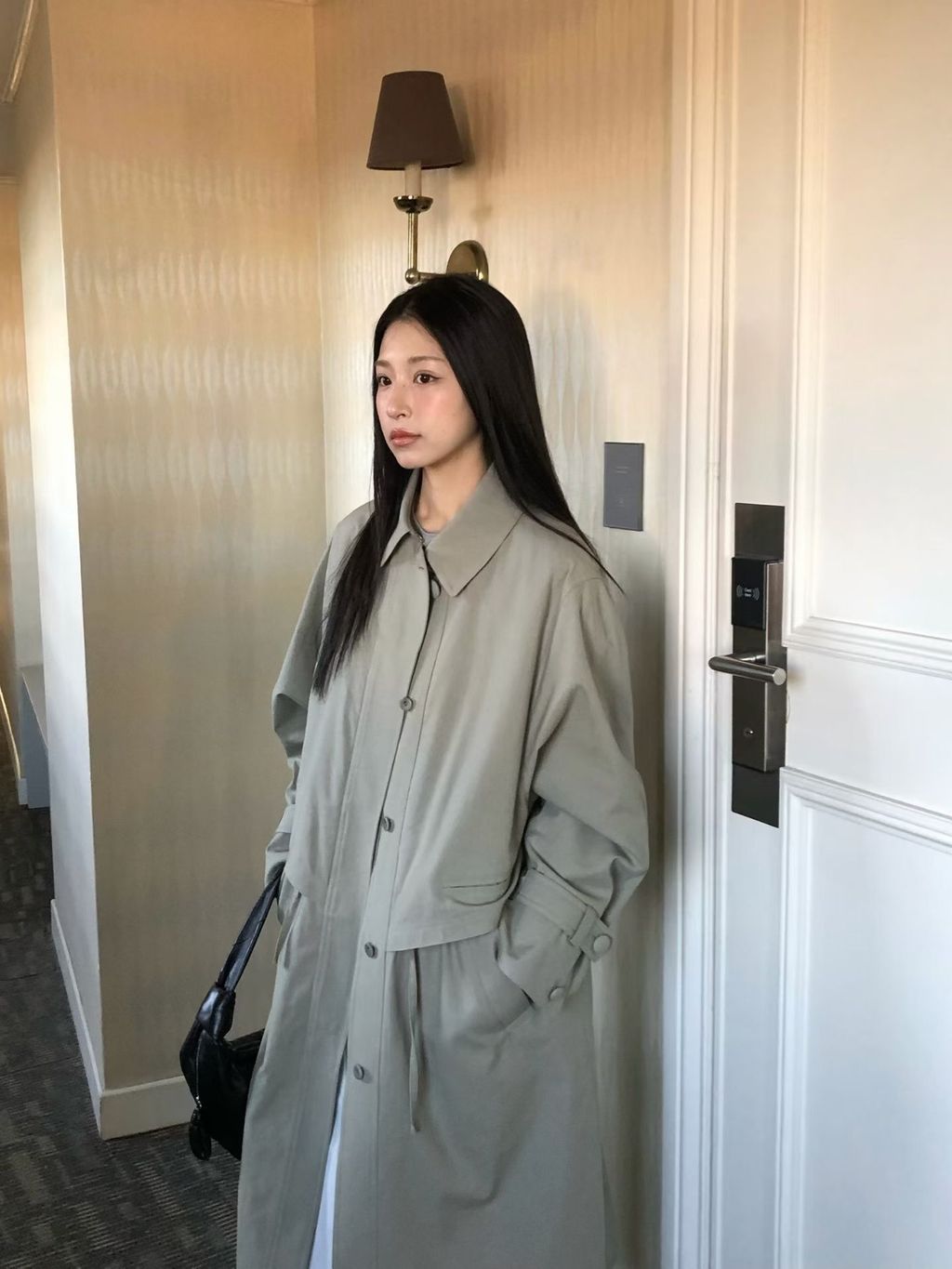 42d5f75a24218c6b1c0c06f890f61a34