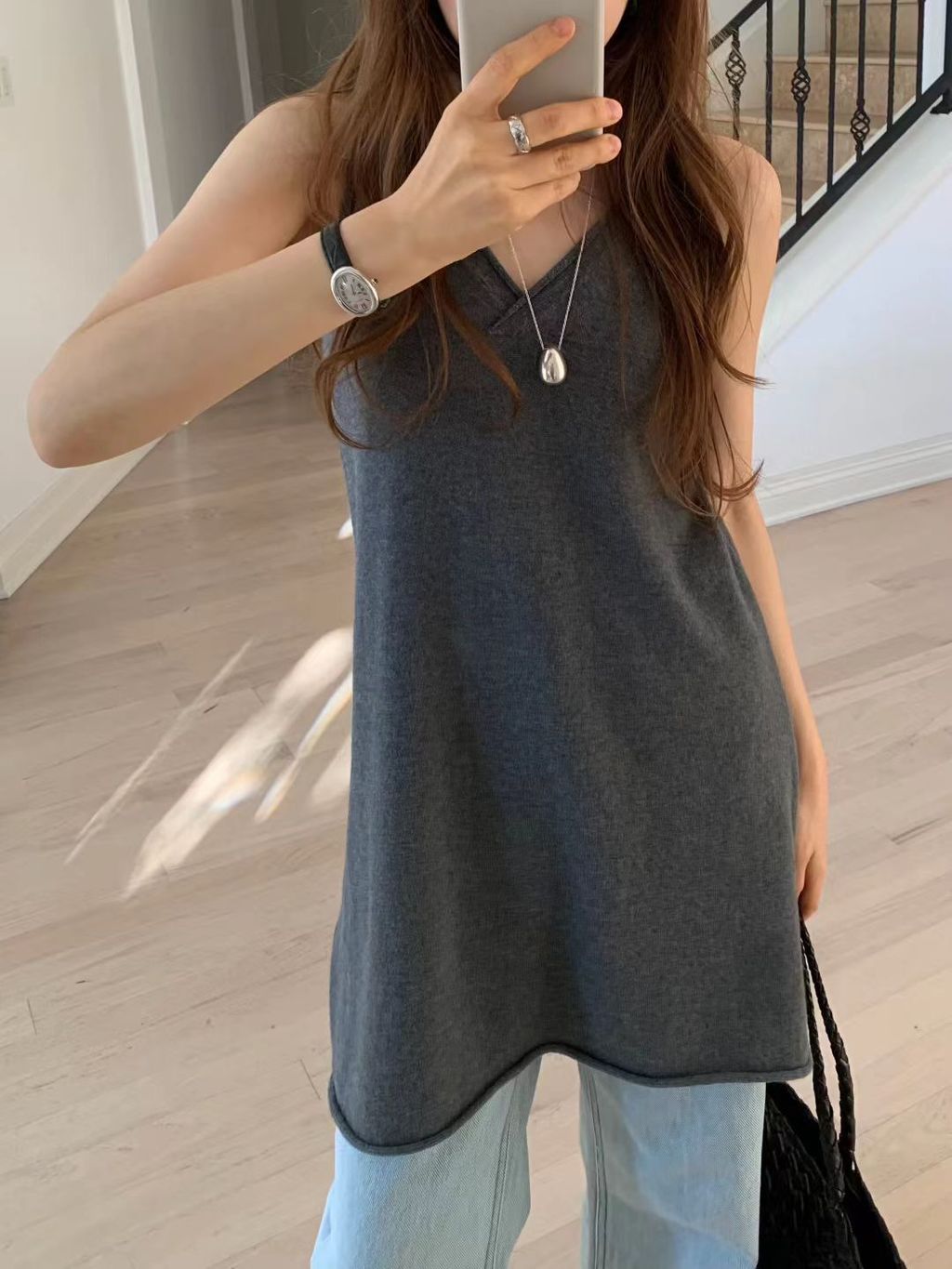 9e9cb2948873423f0b7becb558420209