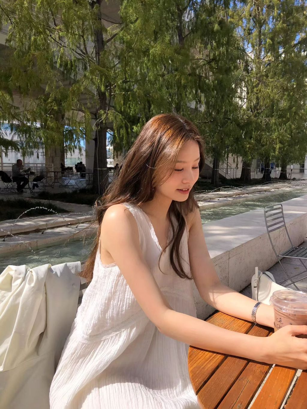 179d92c0b84712cd23a390906b8c1ec3