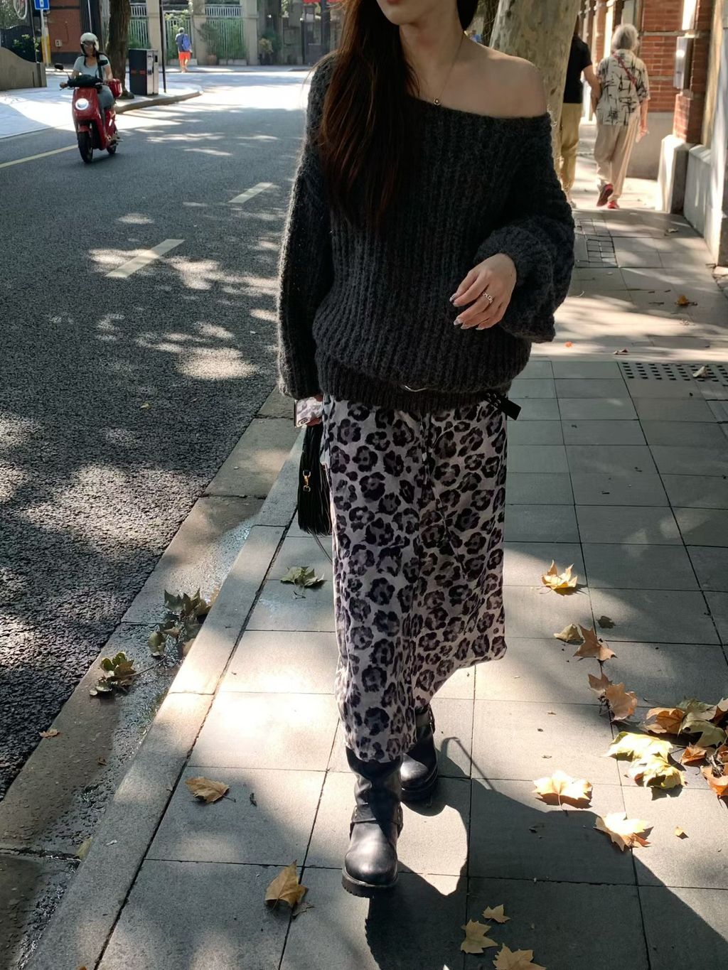 eebbec63cdb9229e5b02e0c6d8399162