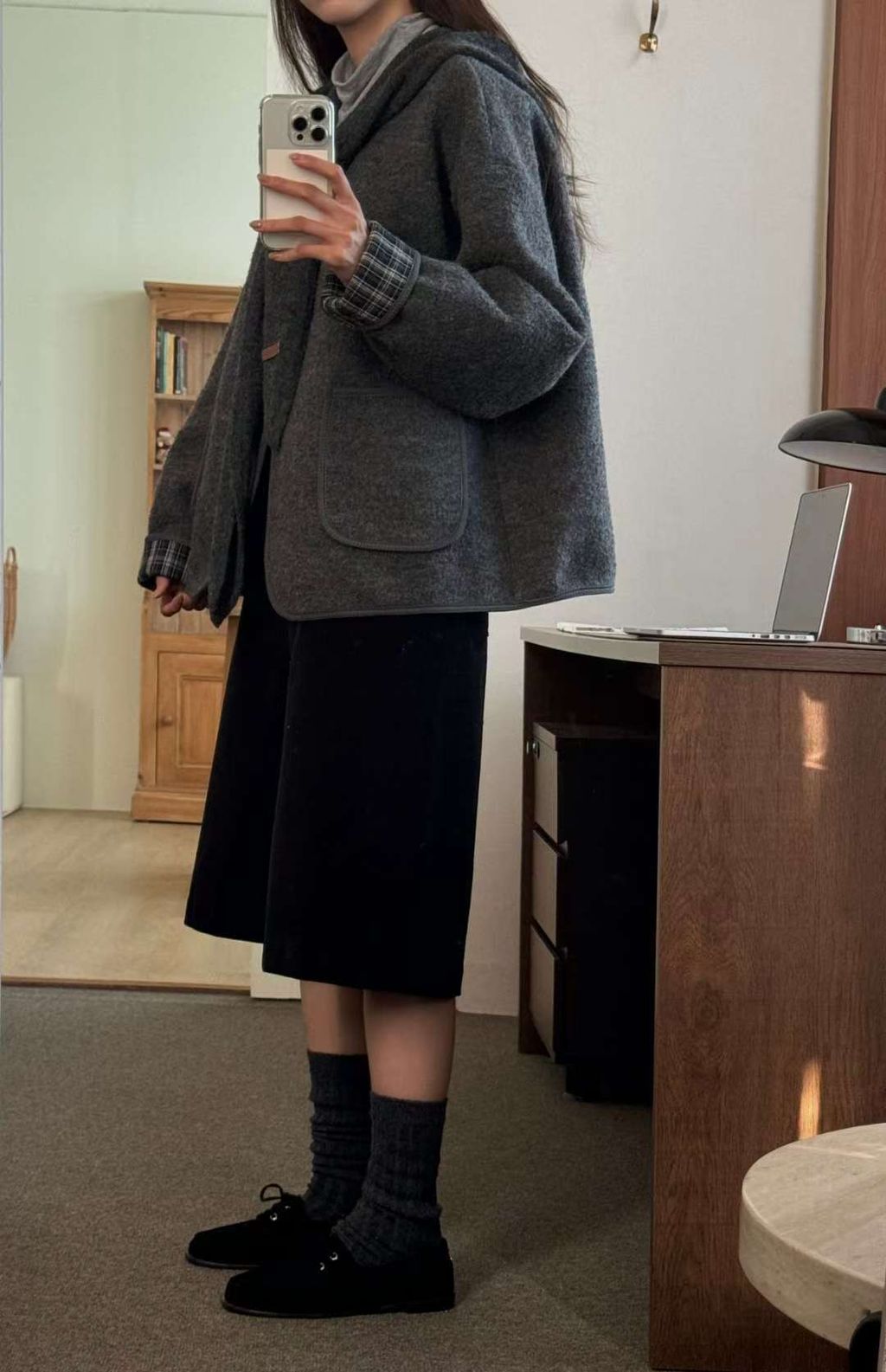 d81593792f6b4029fd79385111cbc117