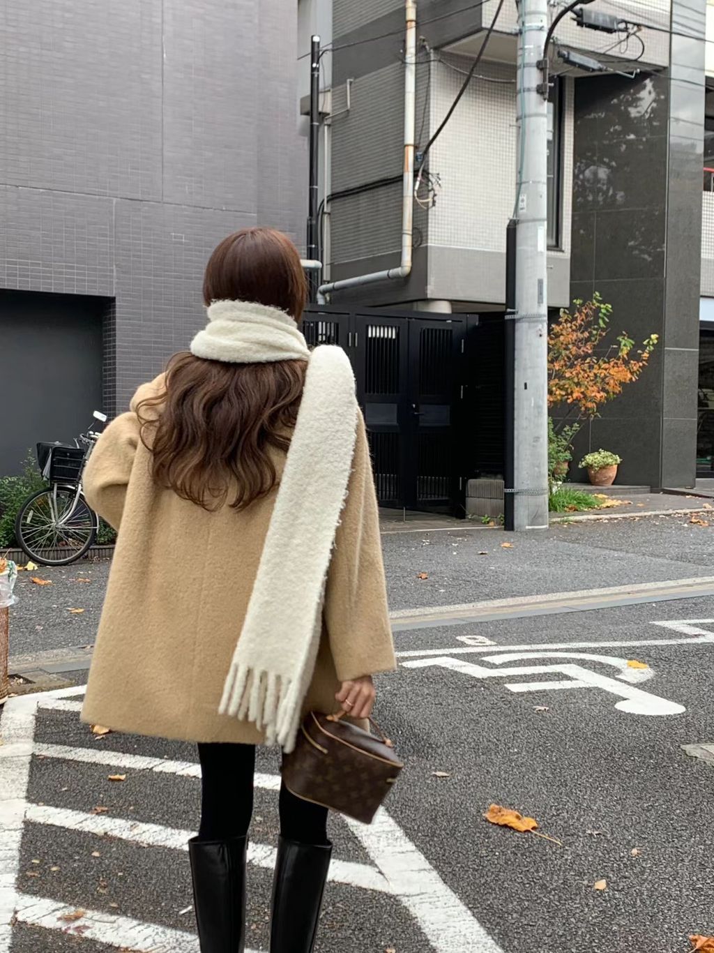 12f9cee669c106568aa103339ef2d79e