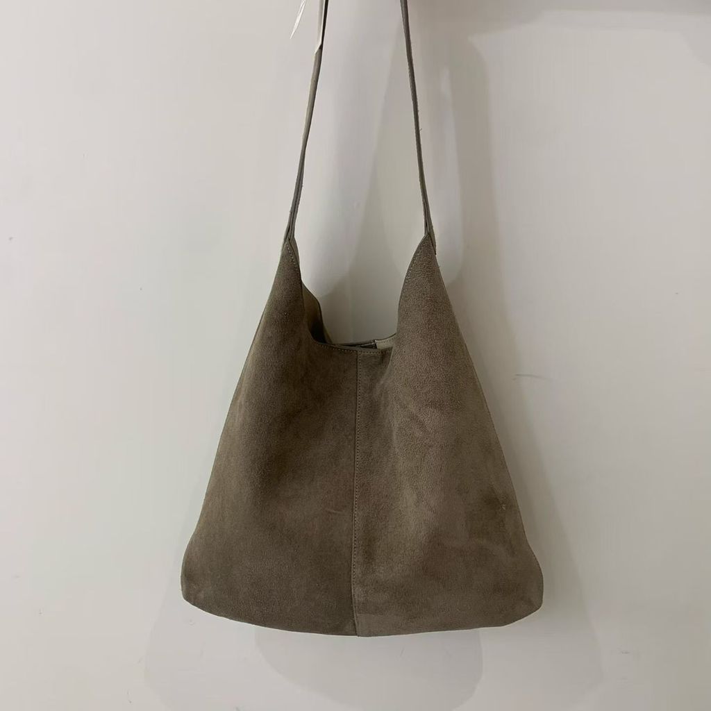 77832d1ec539164f74765ea23b85bc4f