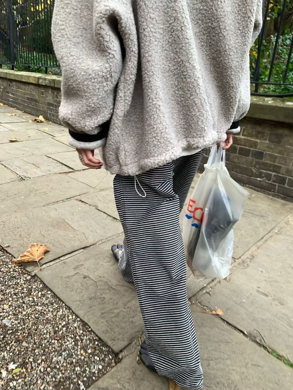 5890126b79d3b3c54d8b8693bbd9ca35