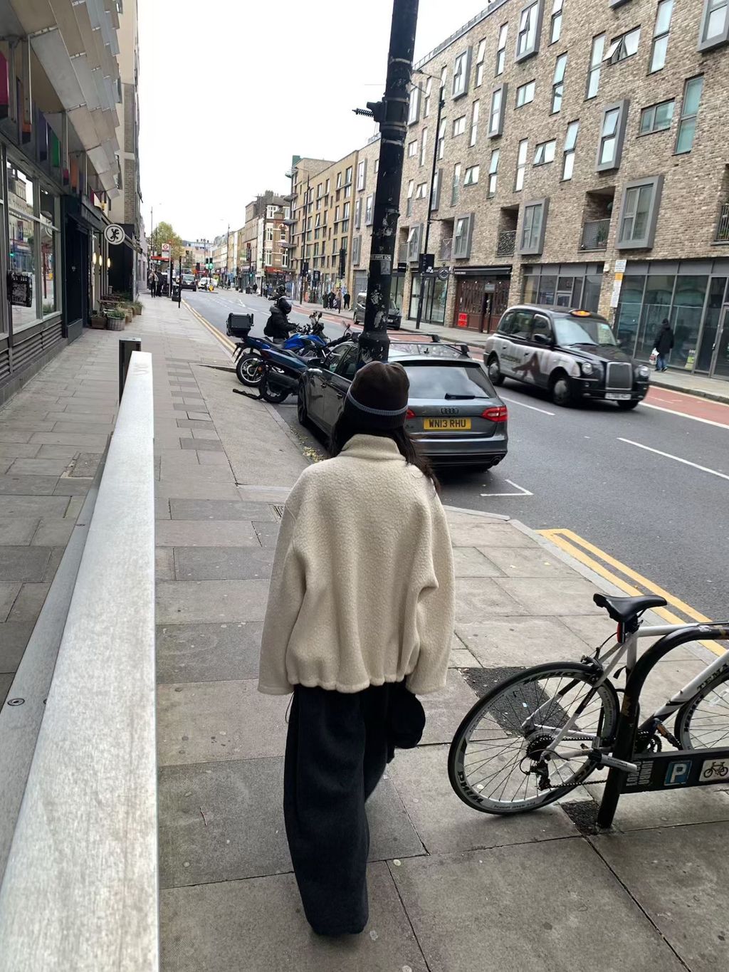 ceb61d453df7b28711f2a8f51f8a987f