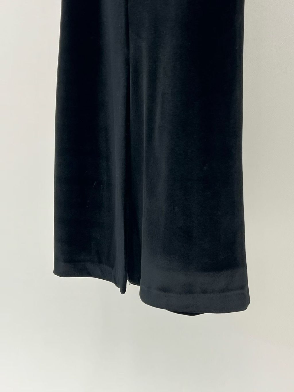 99c04c7560c04033462bd0b19c376859