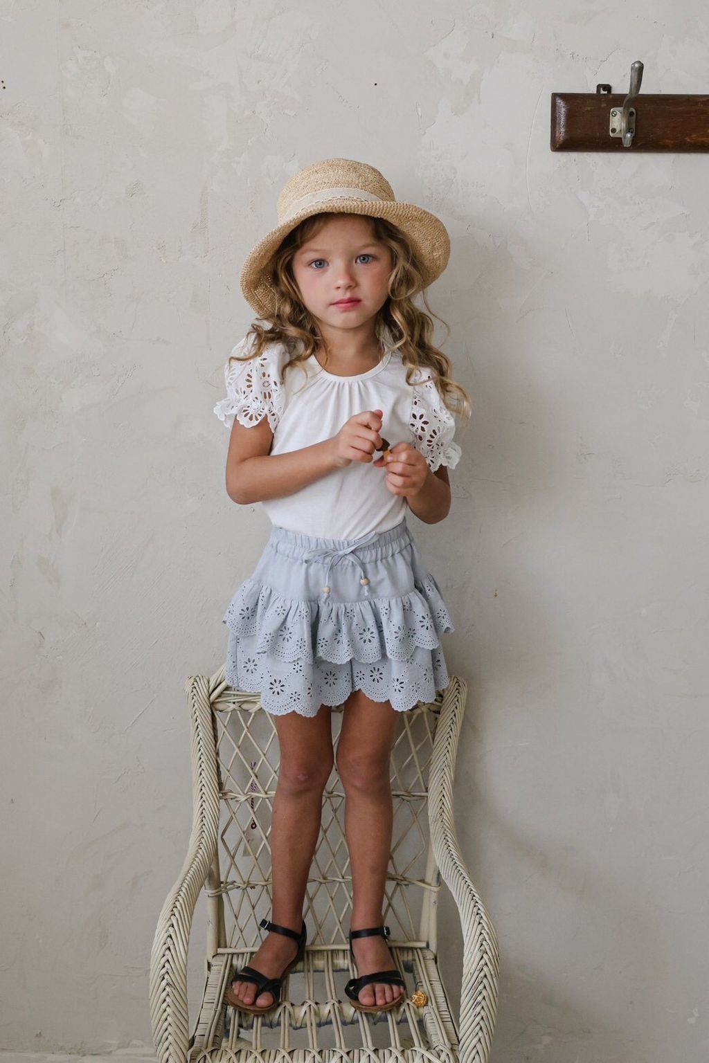 LINE_ALBUM_20260409flo_260411_21