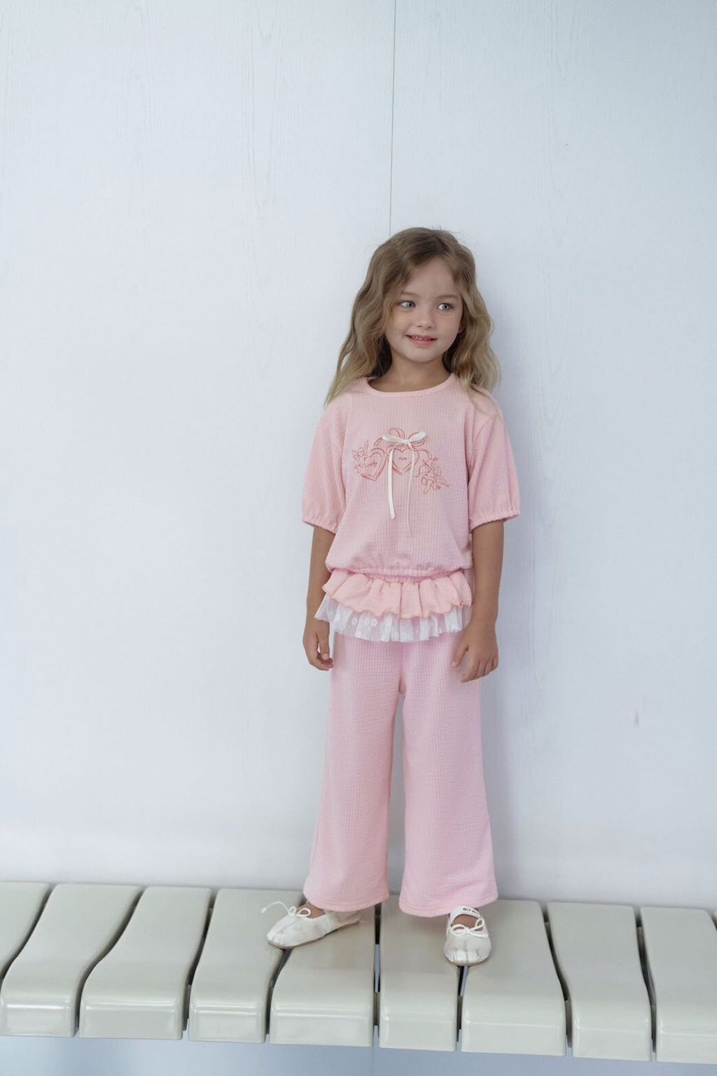 LINE_ALBUM_20260409momoann_260411_27