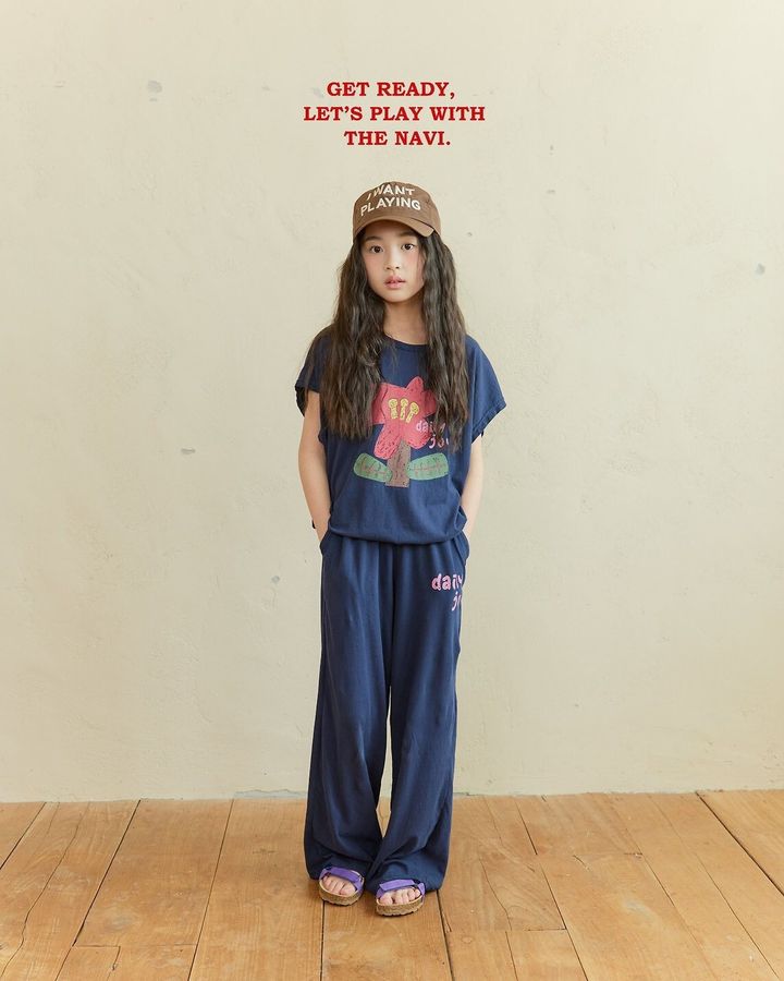 LINE_ALBUM_20260422navi_260423_18