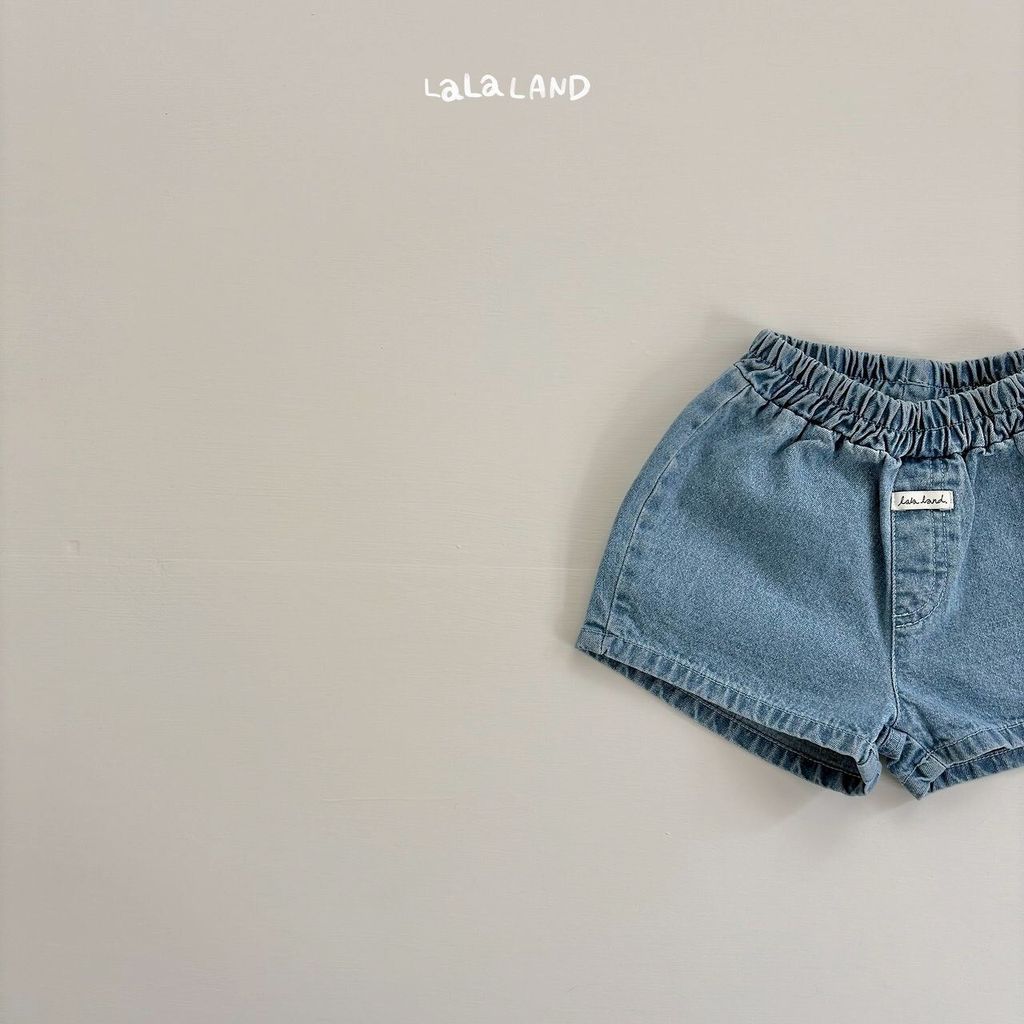LINE_ALBUM_202605lalaland_260515_37