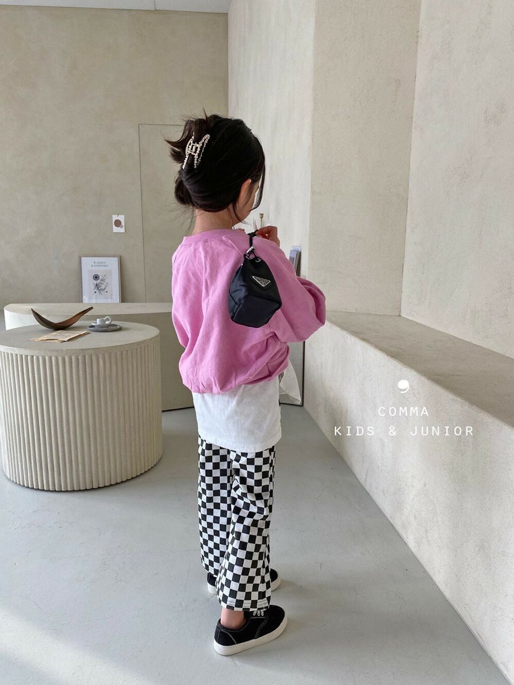 LINE_ALBUM_2022 SS comma_220223_0_0.jpg