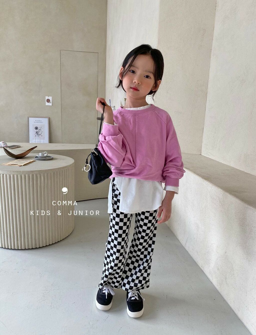 LINE_ALBUM_2022 SS comma_220223_3_0.jpg