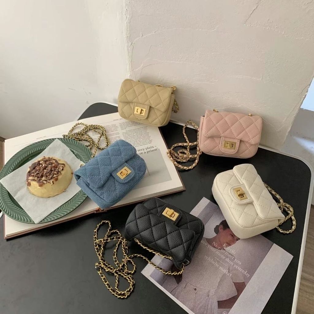 C7AE6DA5-172F-48B9-9610-CCF4838A22A2