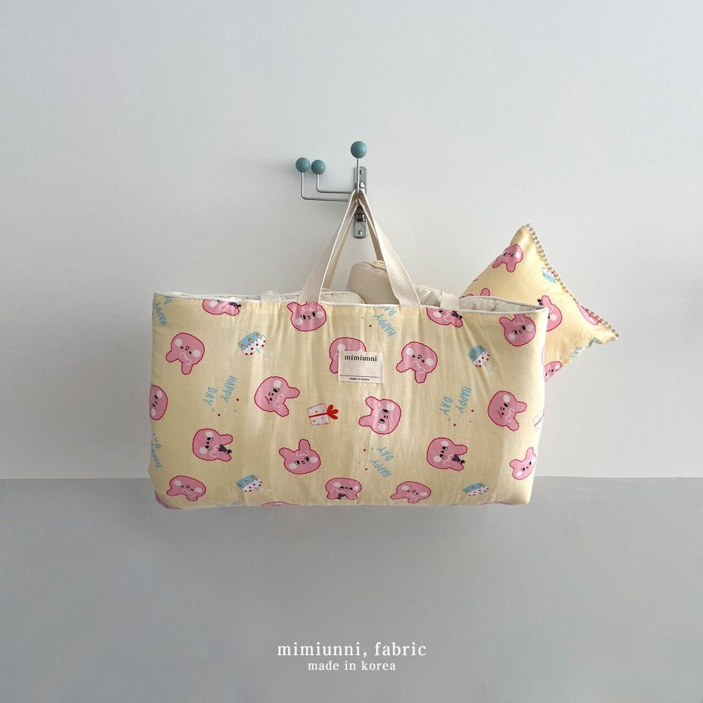 007AE898-C094-42C0-BBD6-E0DD5A4C4123