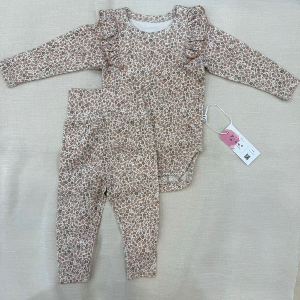 LINE_ALBUM_202410peekaboo_241008_35