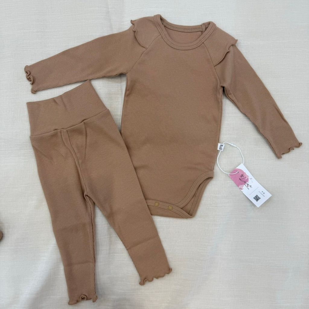 LINE_ALBUM_202410peekaboo_241008_30