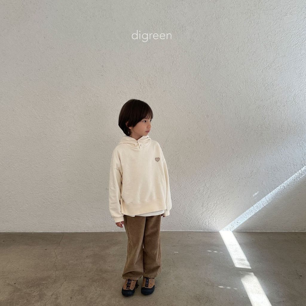 6074C3F2-40D3-45A7-94FB-C6AA6DDB612C