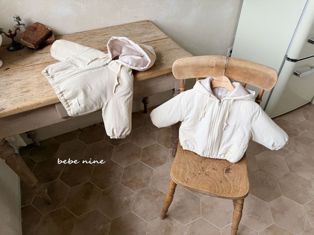 LINE_ALBUM_2024冬bebenine_241207_44