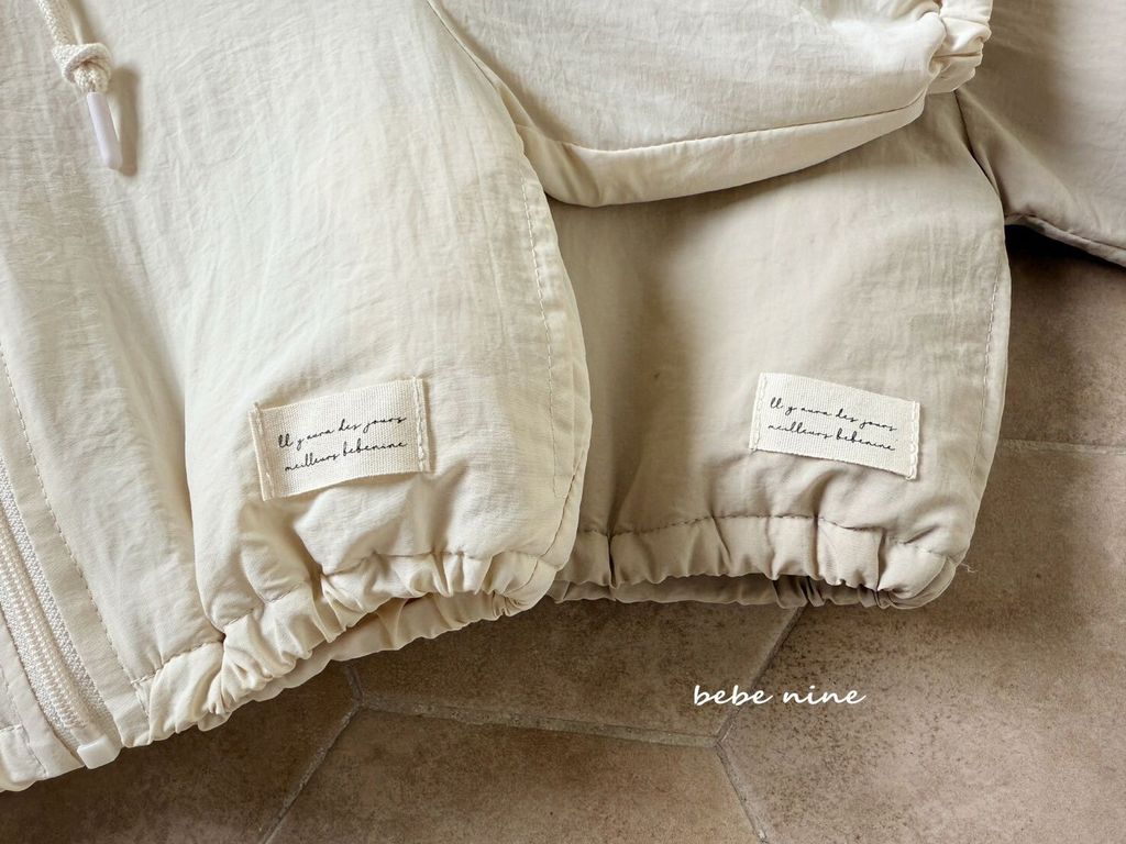 LINE_ALBUM_2024冬bebenine_241207_46