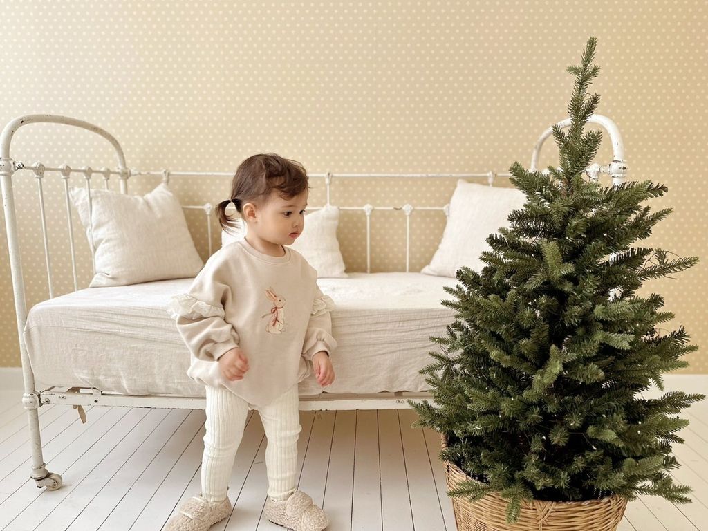 LINE_ALBUM_2024冬bebenine_241207_22