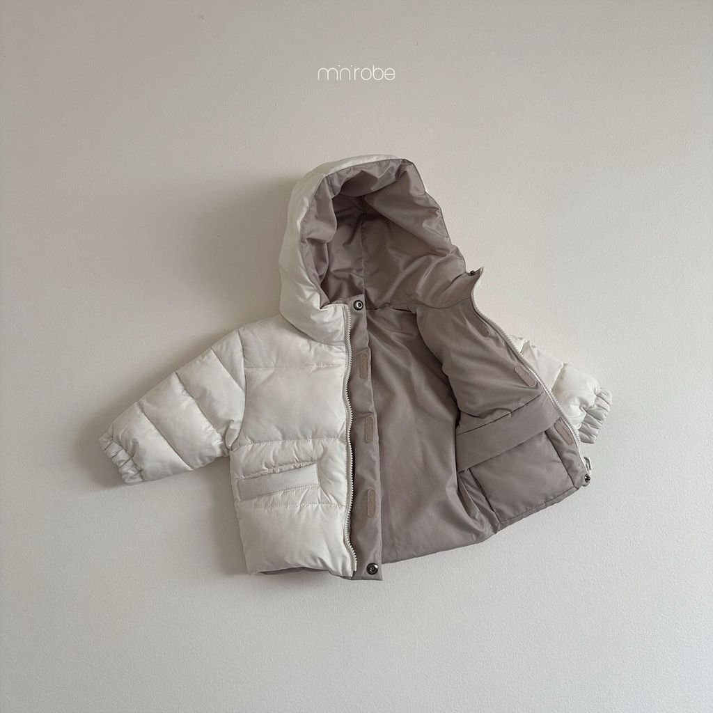 6B962431-83C5-4C4A-98D9-0BC4781F01E8