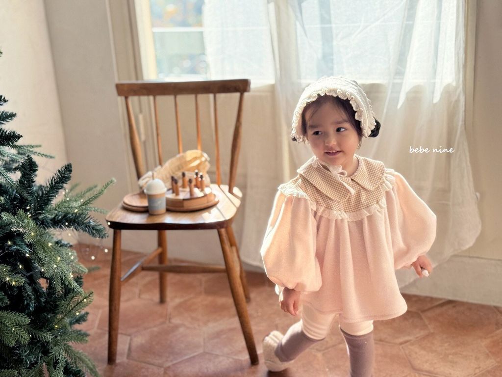 C06CD6F2-E136-46F5-B671-872B402E6741