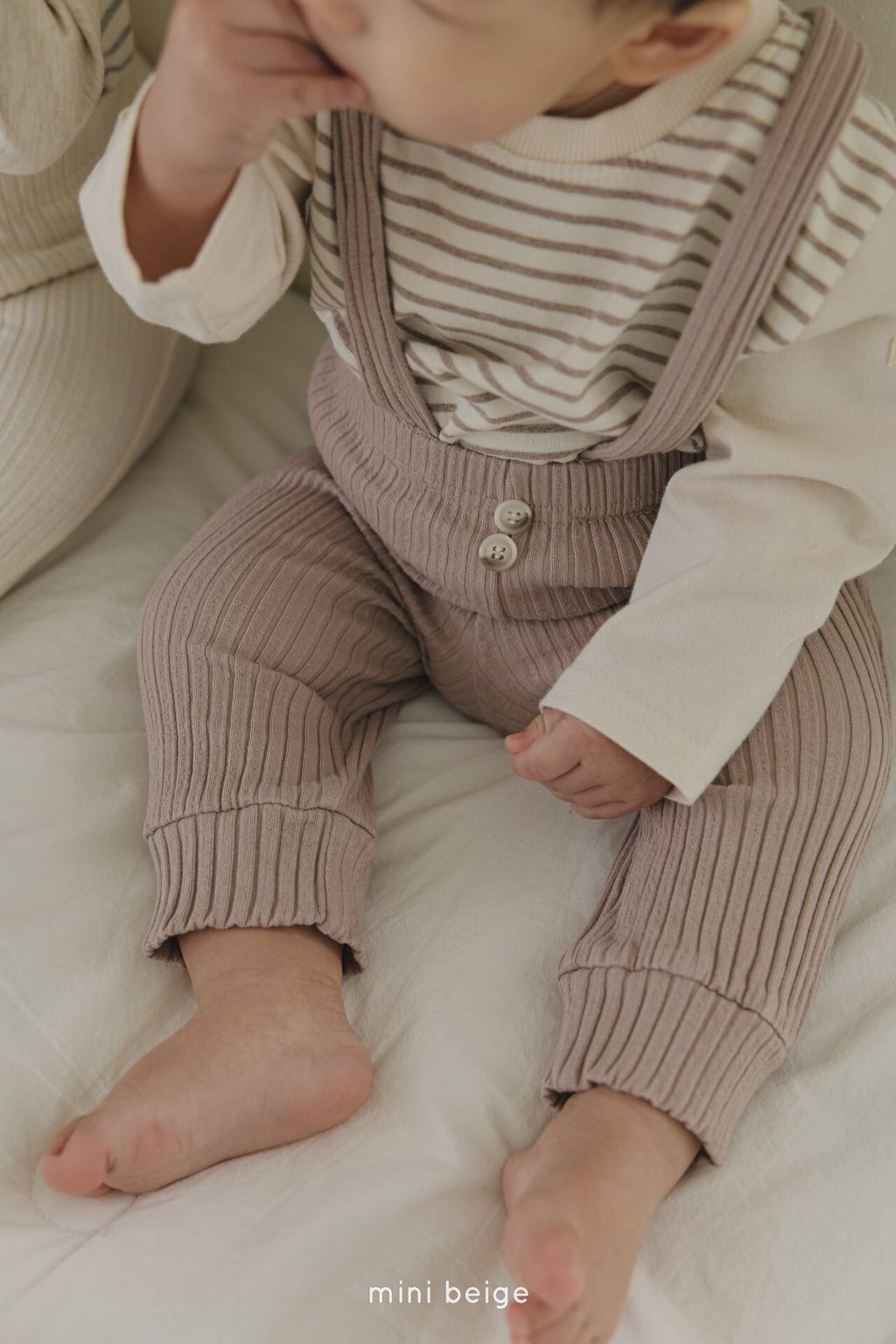 2C51354A-CA73-4D06-9510-7A93E136DEAC