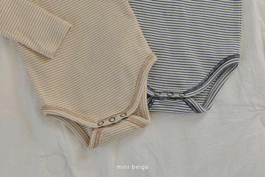 3DA10DA3-F3FD-42DF-8C3D-04C544A040D8