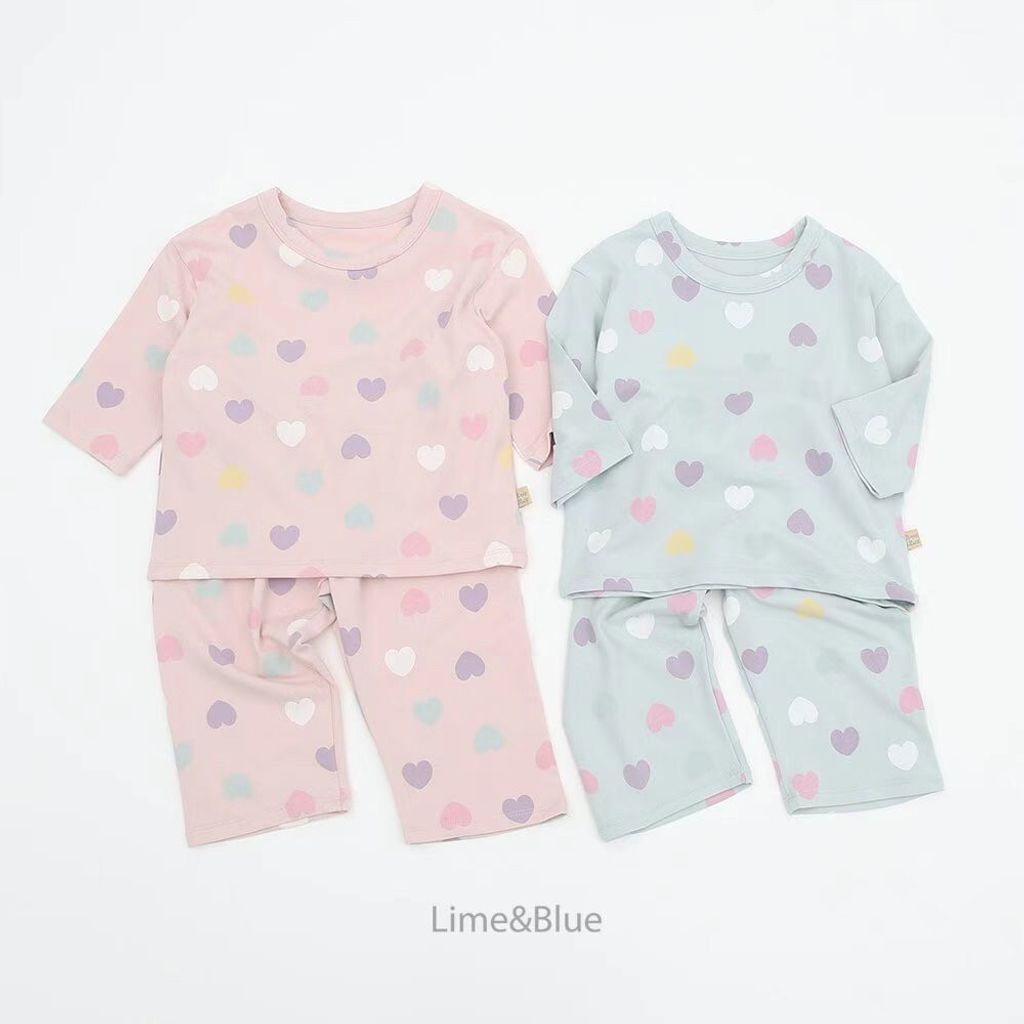 EF8E14A0-5980-47E2-A630-1E6CB5243D7D