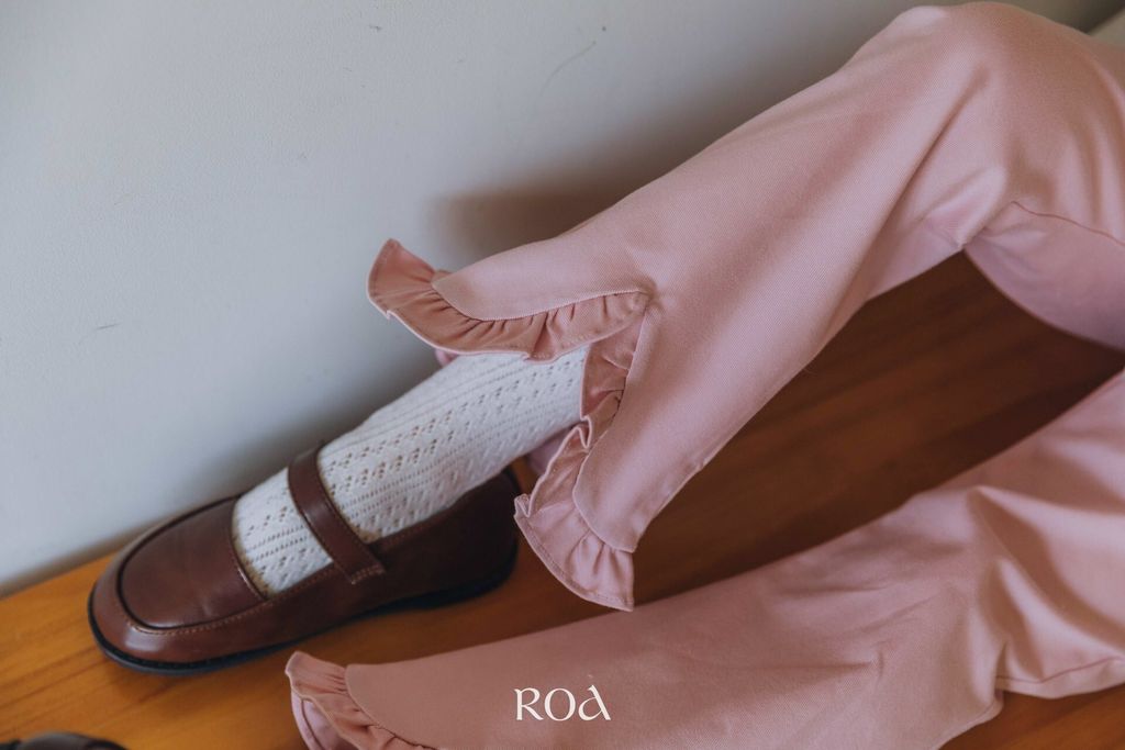 7AB77F17-CCC0-4256-8B52-8913CBF8E0ED