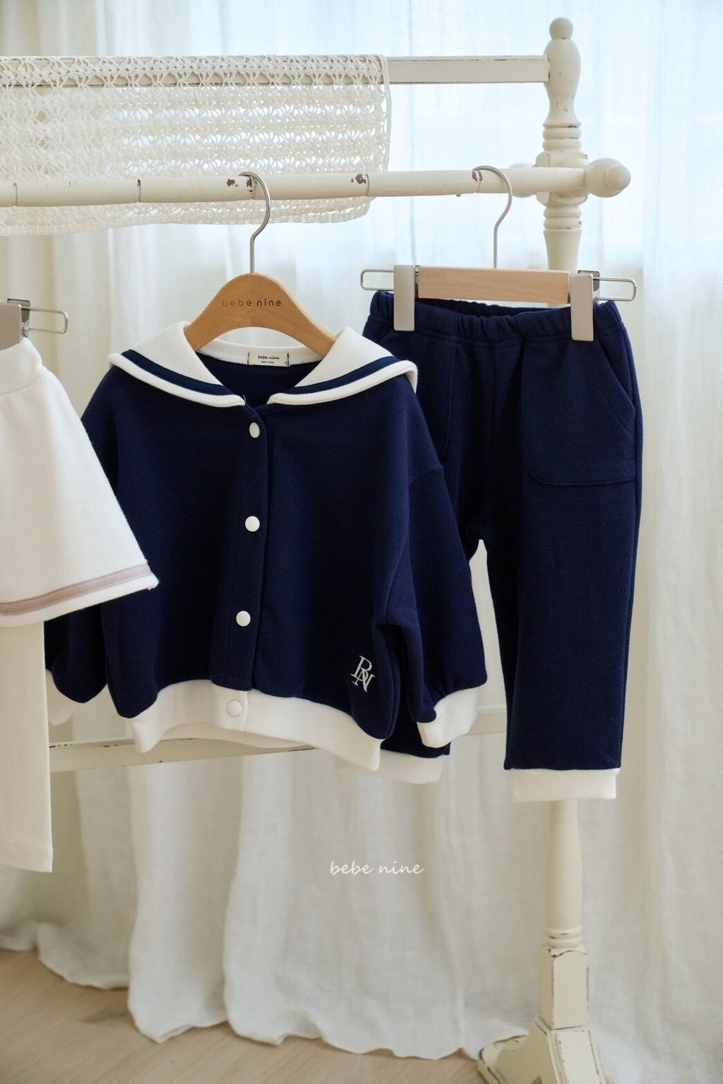 LINE_ALBUM_202510bebenine_251020_40