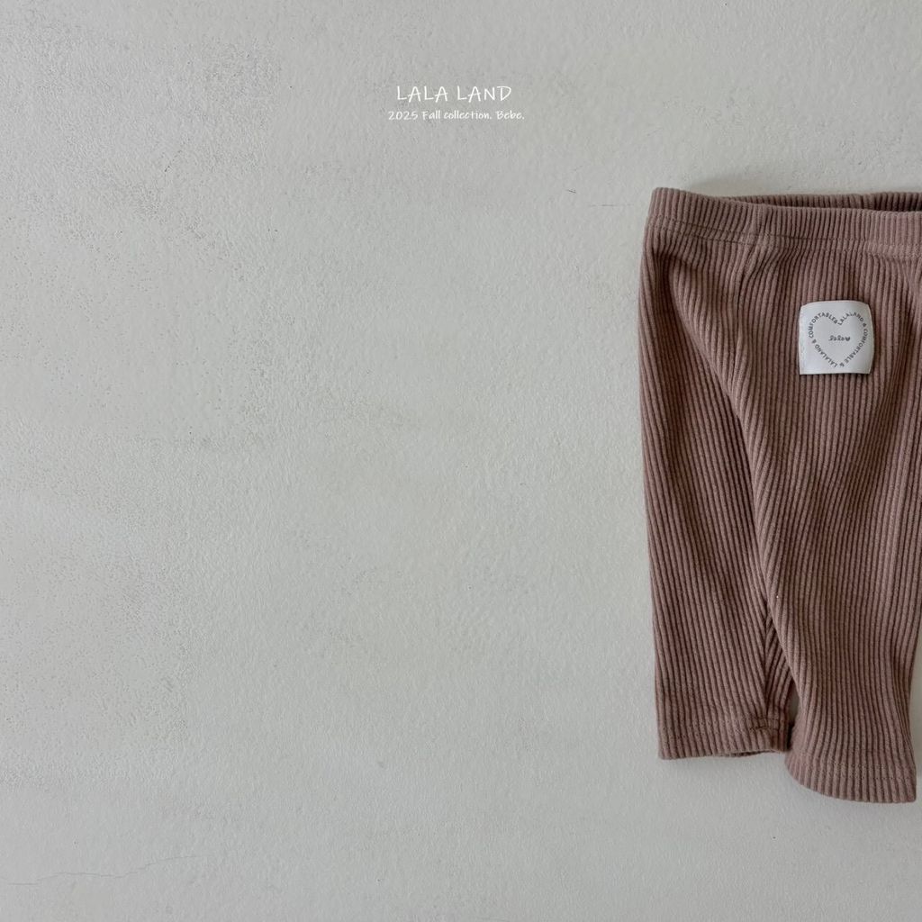 LINE_ALBUM_202510lalalanebebe_251020_42