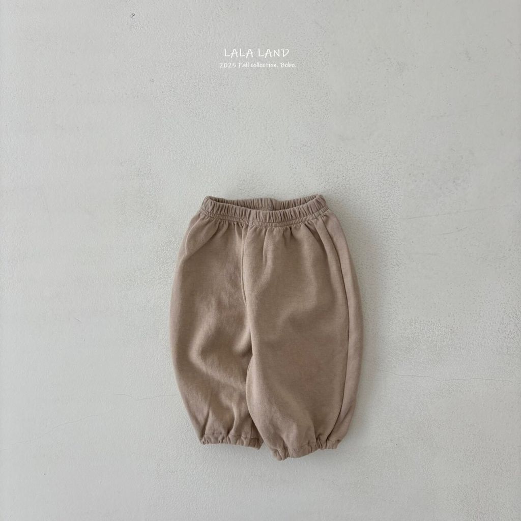 LINE_ALBUM_202510lalalanebebe_251020_15