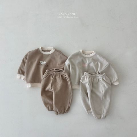 LINE_ALBUM_202510lalalanebebe_251020_18