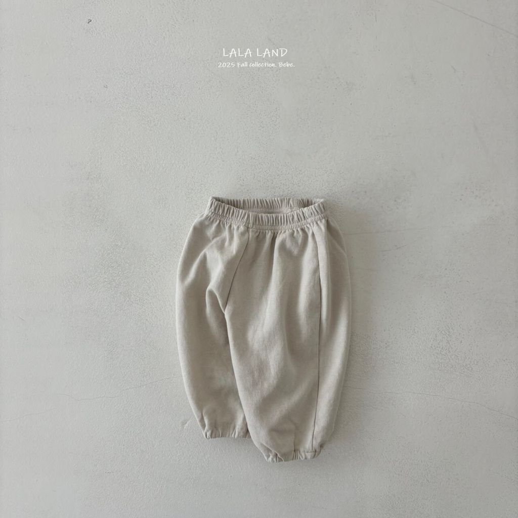 LINE_ALBUM_202510lalalanebebe_251020_17