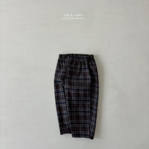 LINE_ALBUM_202510lalalanebebe_251028_93