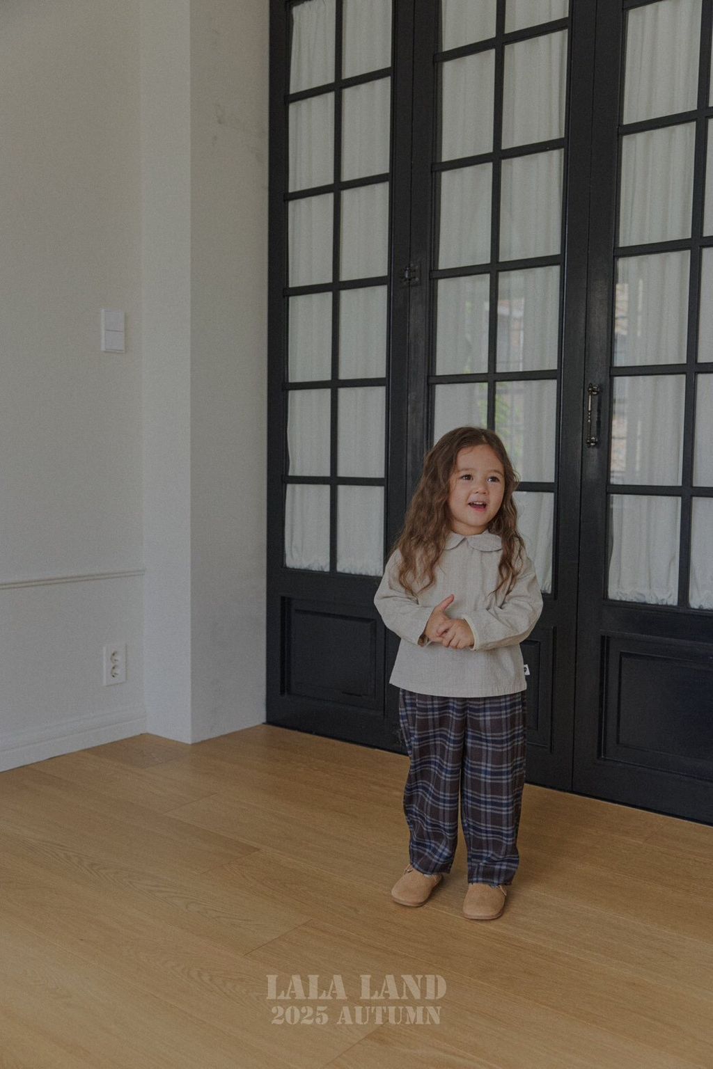 LINE_ALBUM_202510lalalanebebe_251028_96