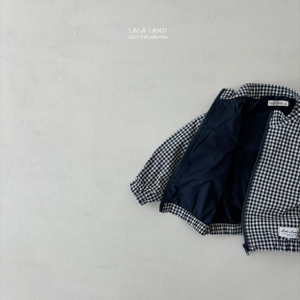 LINE_ALBUM_202510lalalanebebe_251028_76