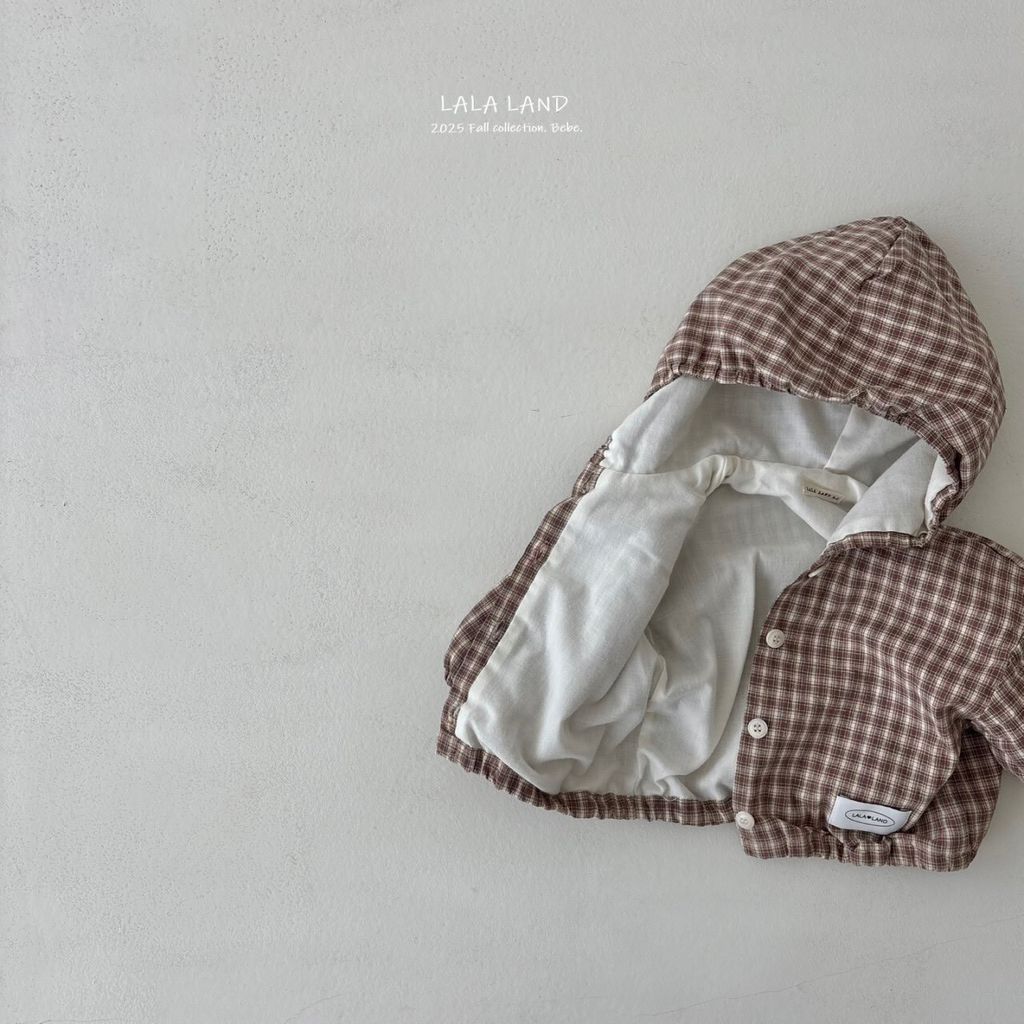 LINE_ALBUM_202510lalalanebebe_251028_65