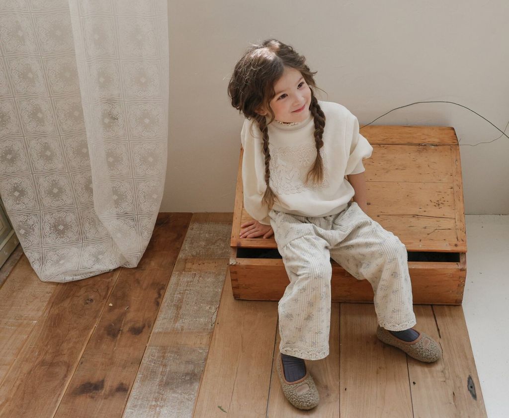 LINE_ALBUM_20251110flo_251110_11