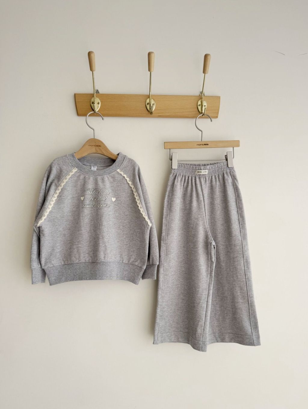 LINE_ALBUM_2025111momoann_251111_23