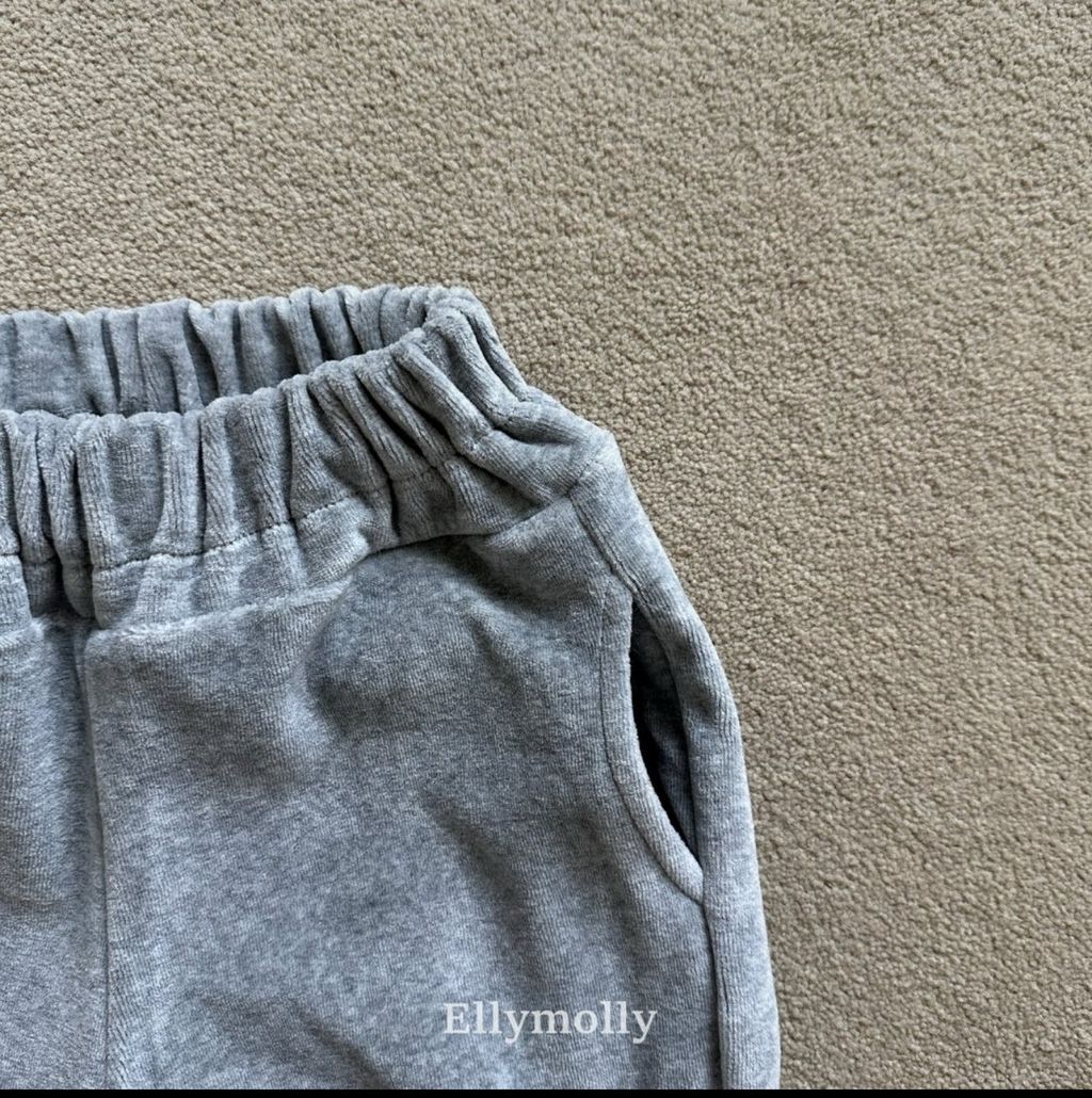 LINE_ALBUM_20251119elly_251120_40