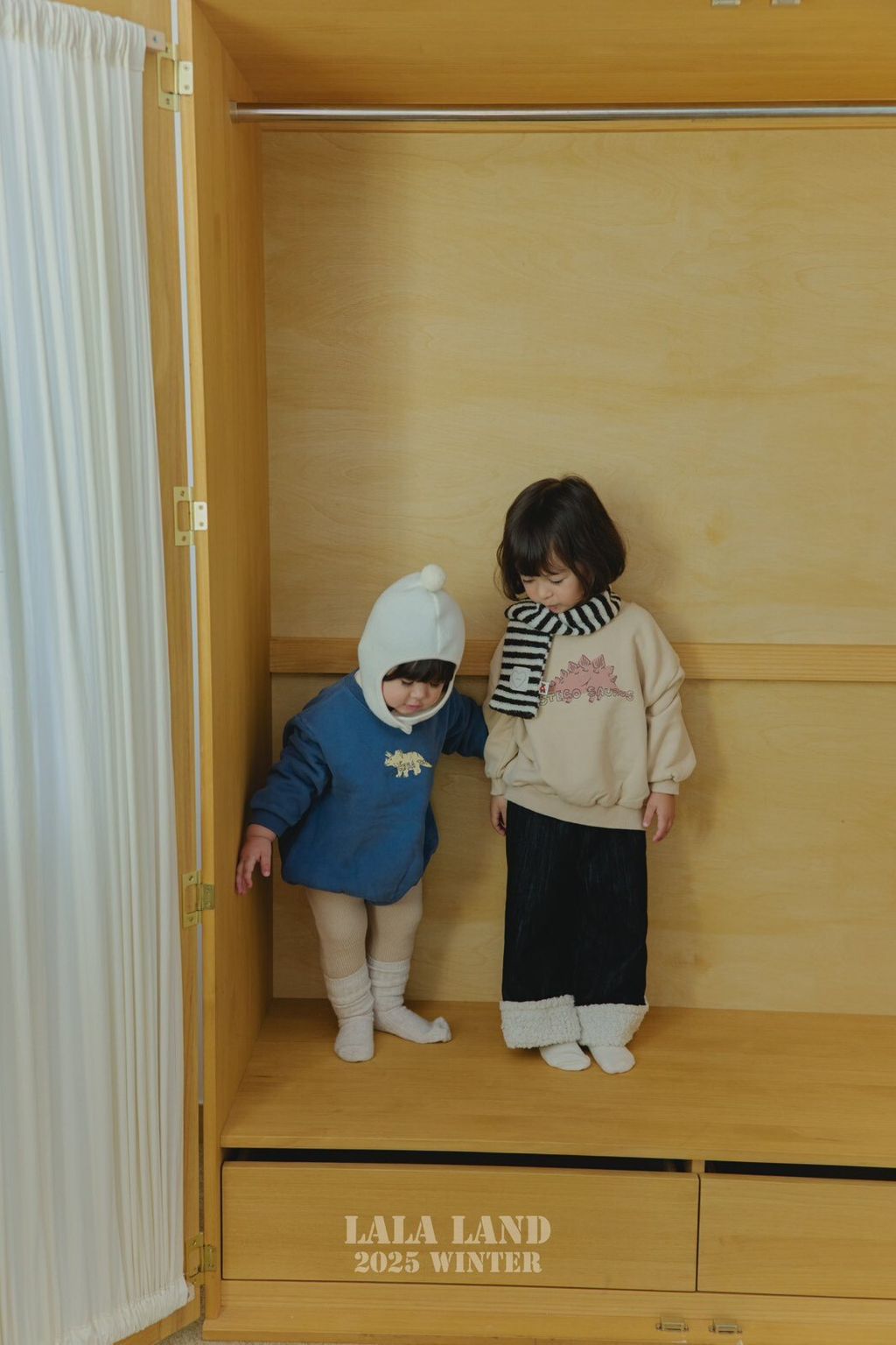 LINE_ALBUM_2025w_lalaland_251120_134