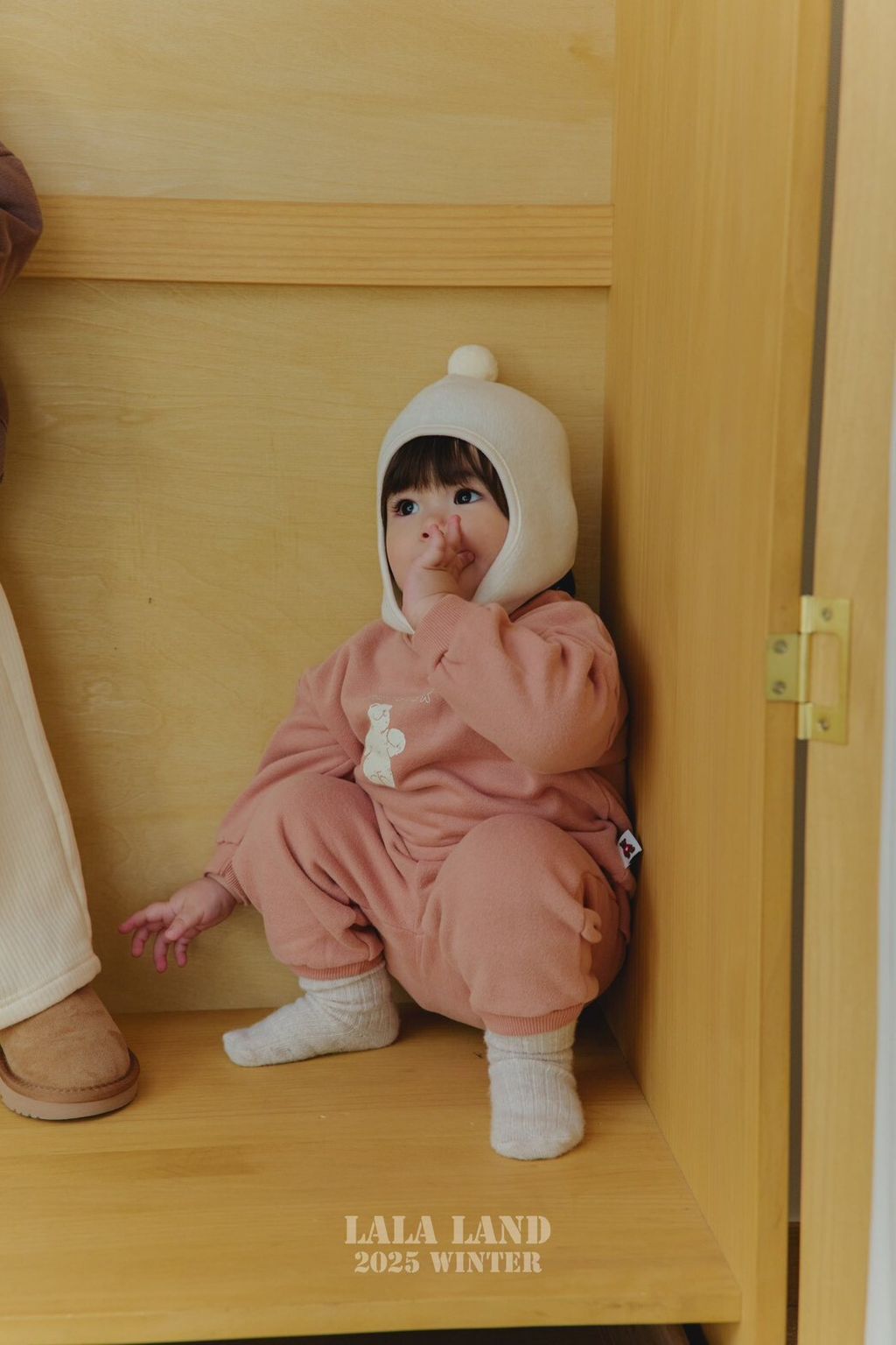 LINE_ALBUM_2025w_lalaland_251120_74